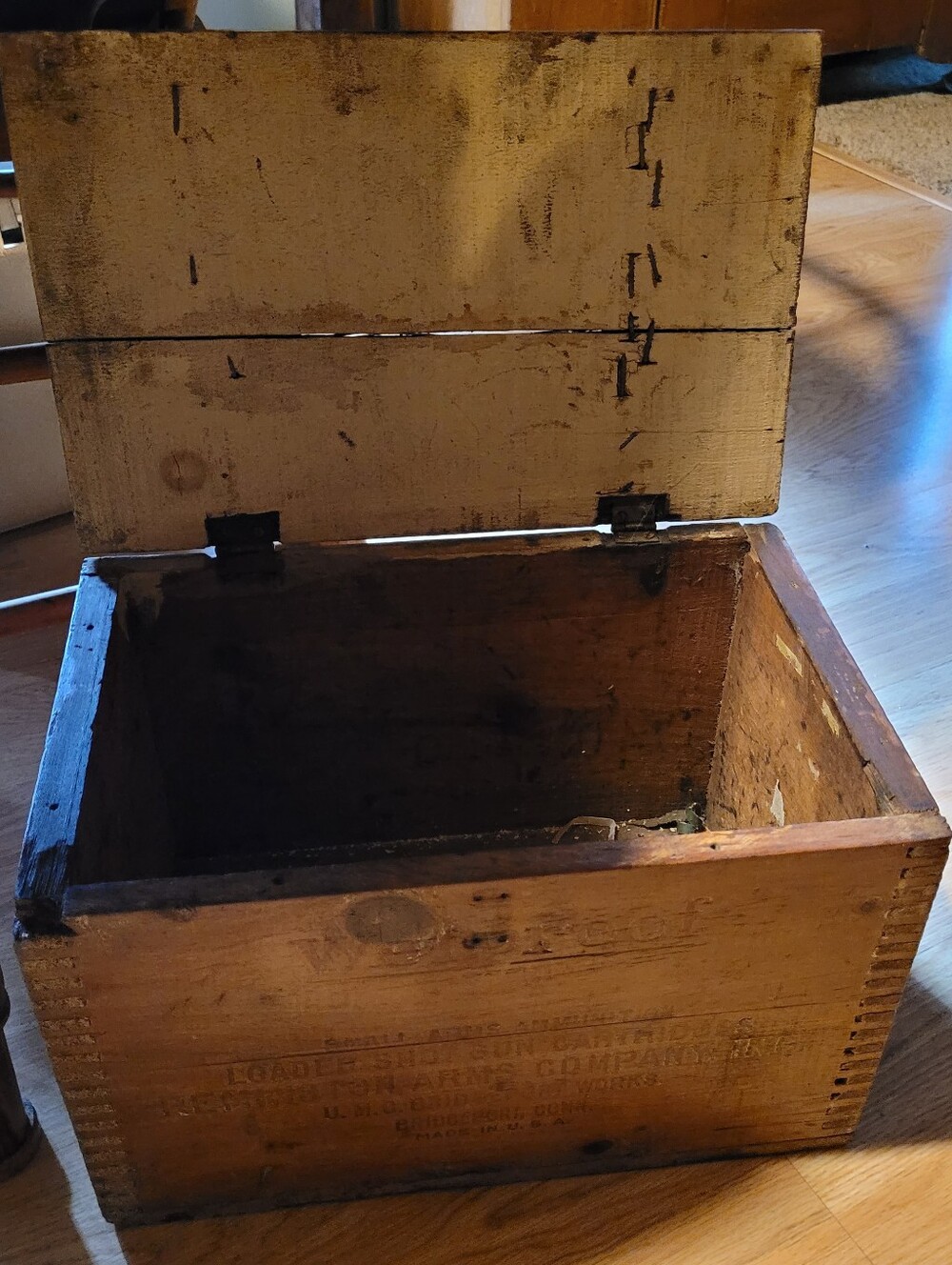 Vintage Wooden Crate - Picture 14 of 15